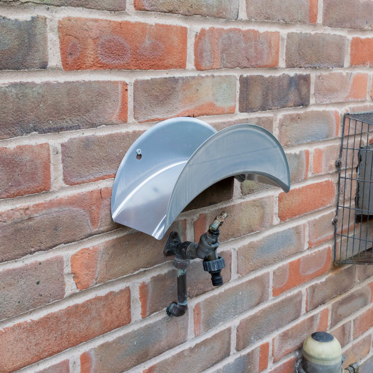 Metal Hosepipe Hanger