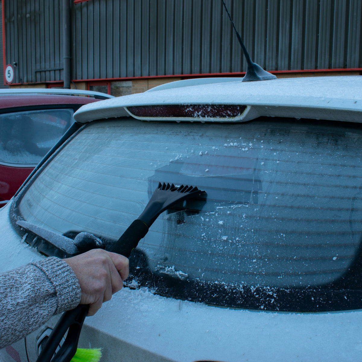Premium Ice Scraper & Snow Brush - 2-in-1