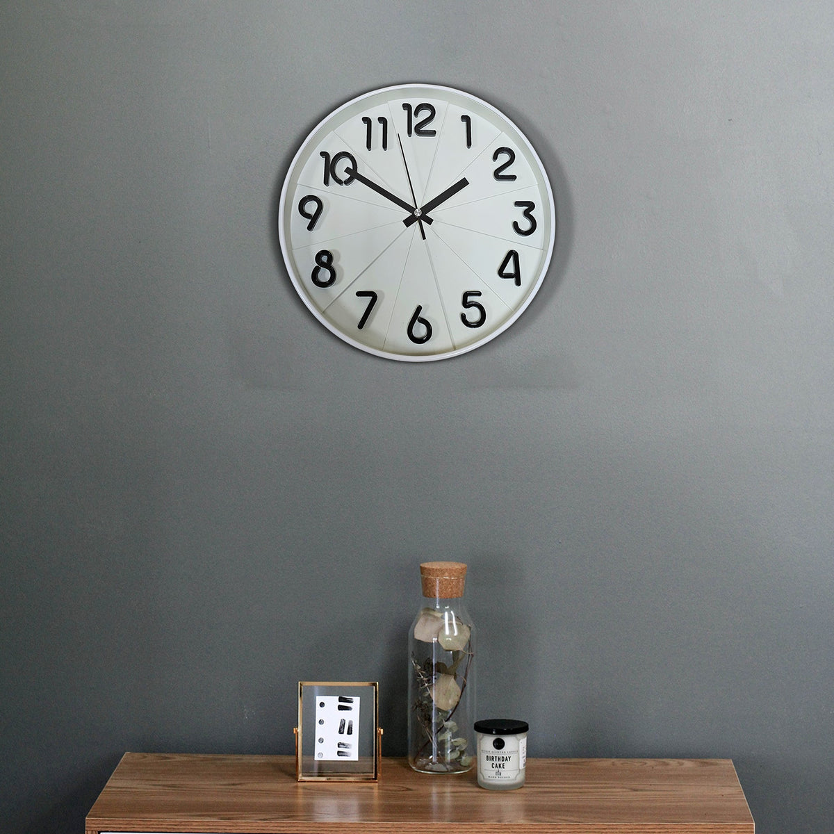 Round Creative Silent Wall Clock - 3 Colour Options