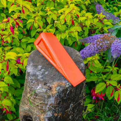 Red Twisted Steel Log Splitting Wedge - 2kg
