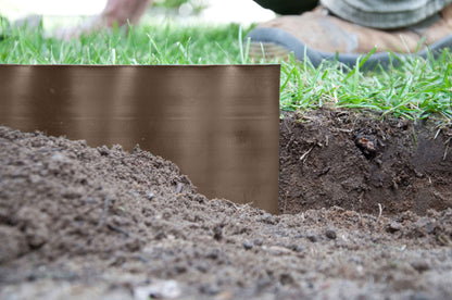 Crinkled Flexible Lawn Edging Brown - 25cm Height